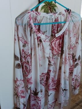 Lucky Brand White Top with Pink Floral Accents 2x